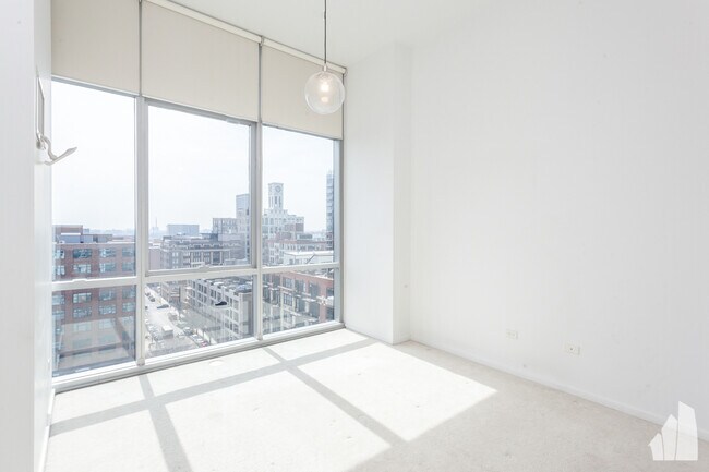 Foto del edificio - 125 S Green St