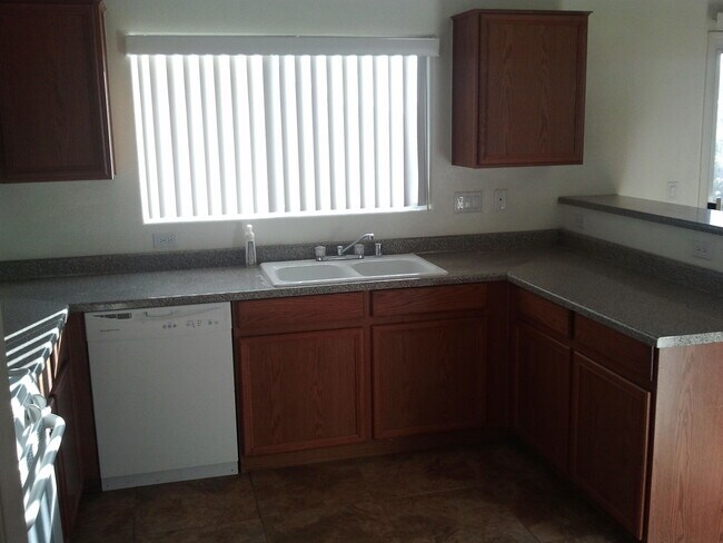 Foto del edificio - CONCORDIA AT DEER SPRINGS SUBDIVISION! 3 B...