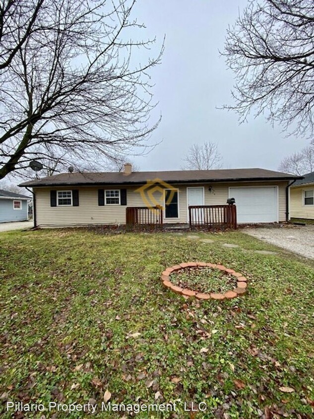 Primary Photo - 3 br, 1 bath House - 3048 Falcon Dr