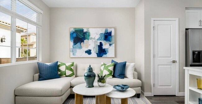 Foto del edificio - Available Now!!!