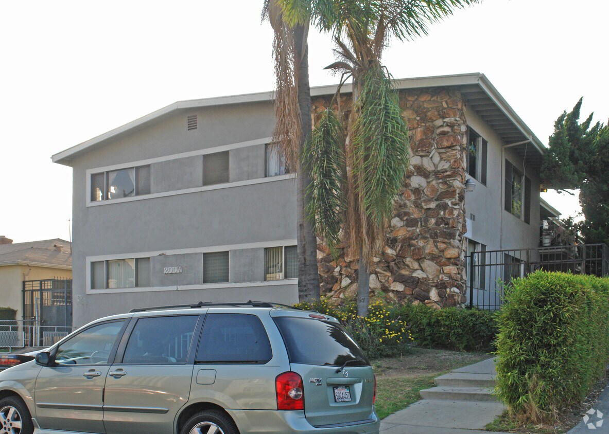 Building Photo - 2007 S Shenandoah St