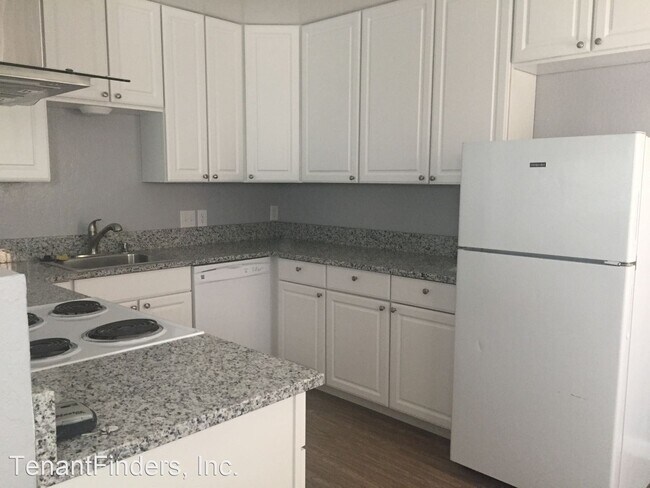 Building Photo - 3 br, 2.5 bath House - 1880 Premier Place