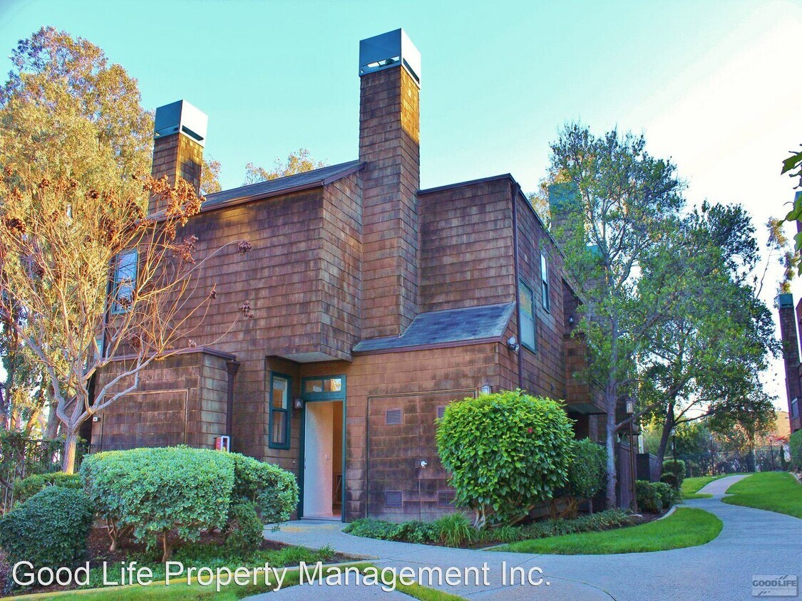 Primary Photo - 2 br, 1 bath House - 4445 Nobel Drive Unit 51