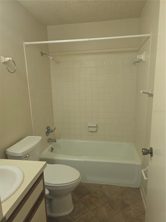 Building Photo - 200 SW 74th Ln