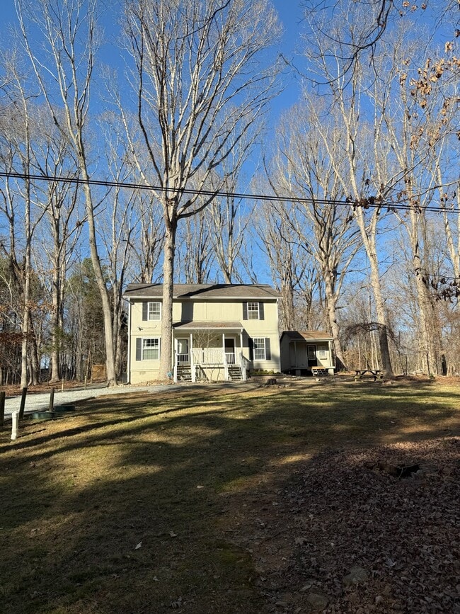 Photo - 925 Shady Lawn Rd (Chapel Hill, NC) Townhome