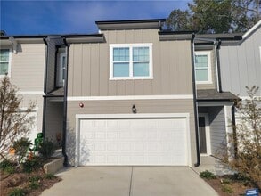 Building Photo - 1036 Castanea Dr