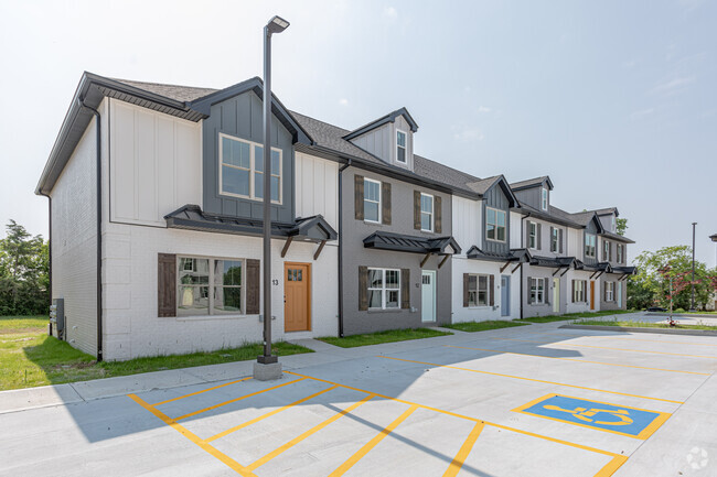 Foto del edificio - Cedar City Townhomes