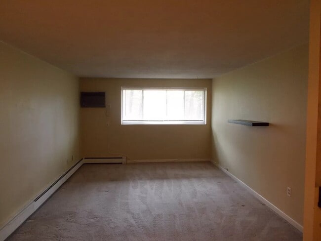 Photo - 37 South St (Medford, MA) Townhome