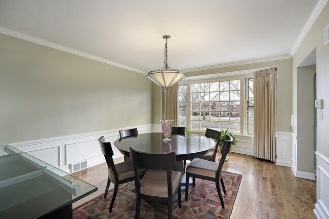 Foto del edificio - 306 Sterling Rd