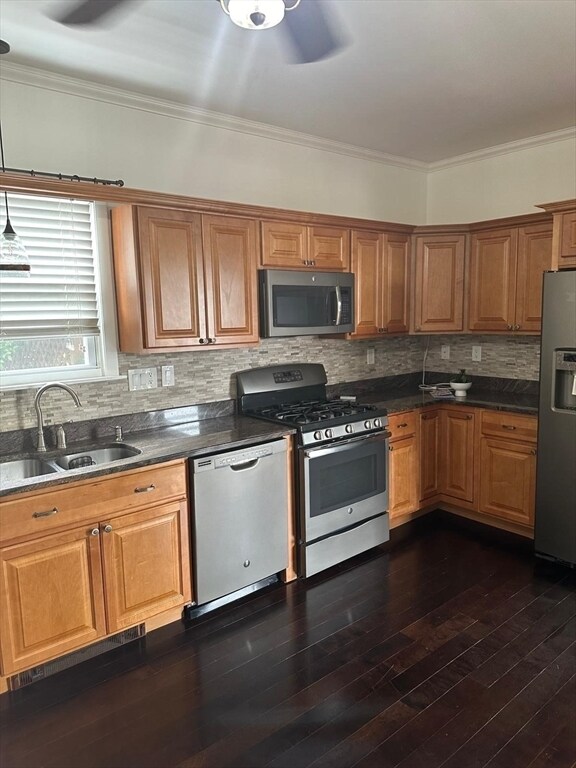 Building Photo - 282 Orange St