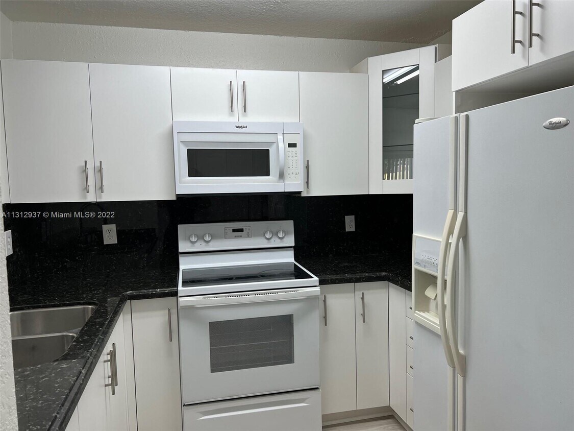Primary Photo - 13930 SW 172nd Terrace