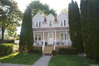 Building Photo - 35 S Lawn Ave