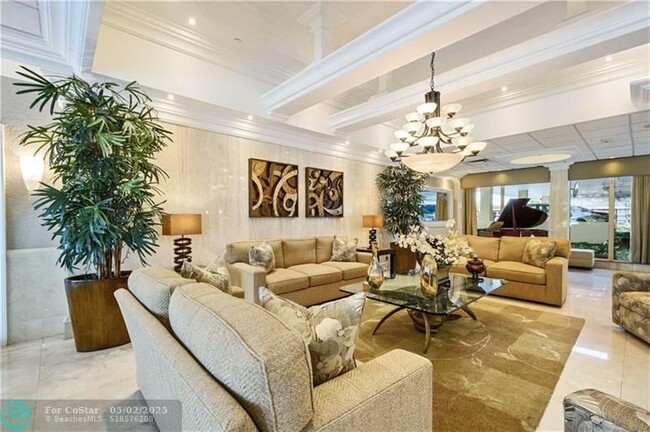 Foto del edificio - 1012 N Ocean Blvd