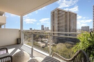 Building Photo - 3883 Turtle Creek Blvd