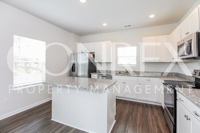 Building Photo - Gorgeous New Construction in Leland!