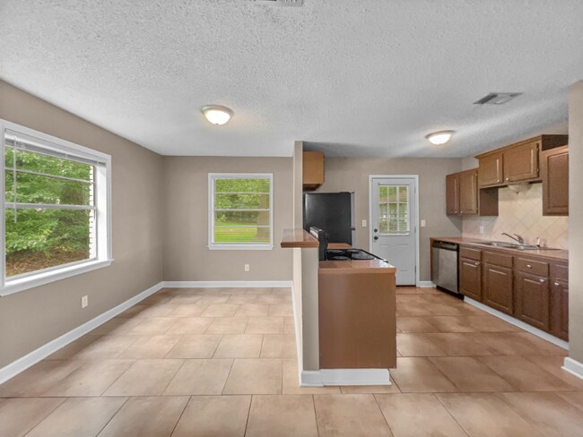 Foto del edificio - 1815 Senator St