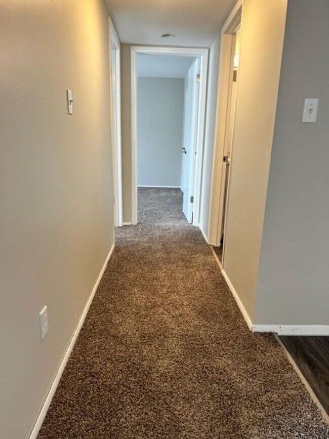 Foto del edificio - 109 Scarborough Ct