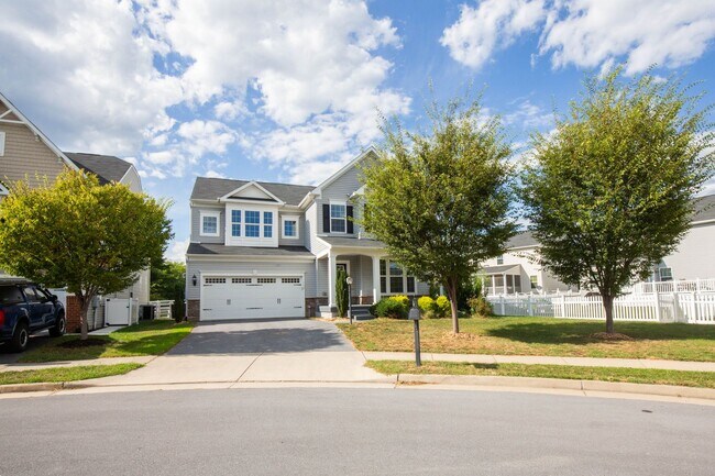 Foto del edificio - 5 Bed, 4.5 Bath Single Family Home in Step...