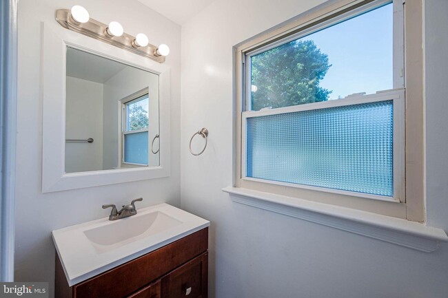 Foto del edificio - 3422 Orange Grove Ct