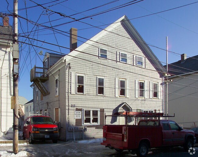 Building Photo - 42-44 Tecumseh St