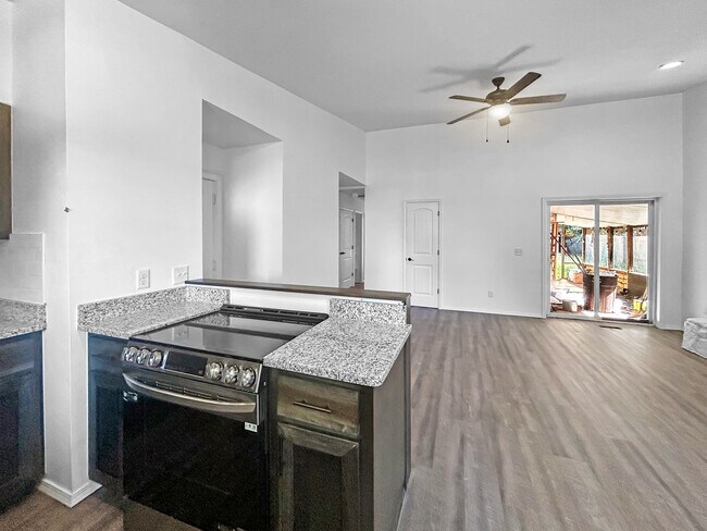 Foto del edificio - 1805 Southcrest Dr