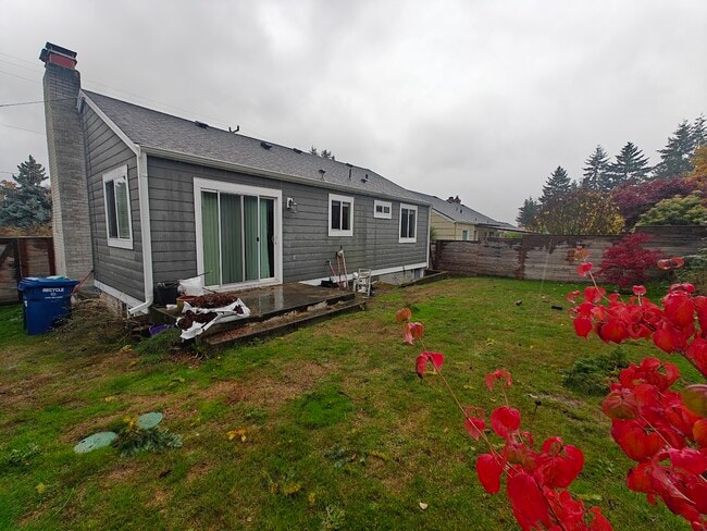 Foto del edificio - 3017 W Government Way