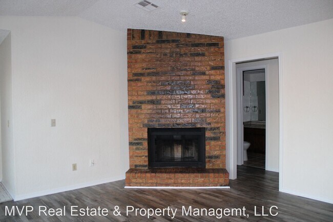 Building Photo - 2 br, 2 bath House - 118 Kathleen Dr