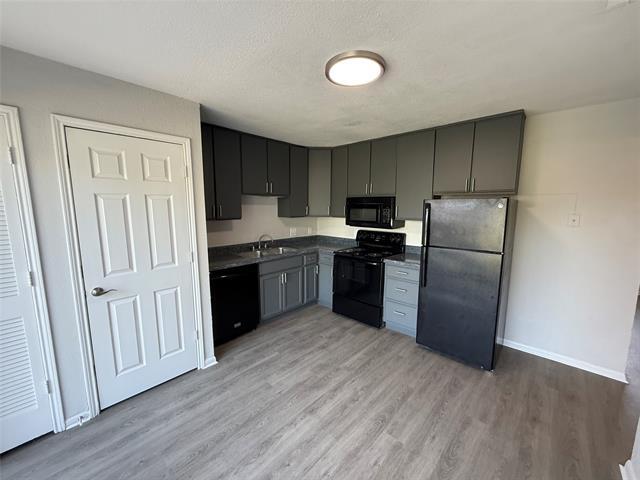 Foto del edificio - 530 Glen Cove St