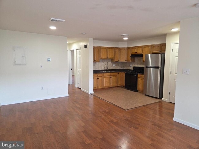 Building Photo - 1009 Red Lion Rd