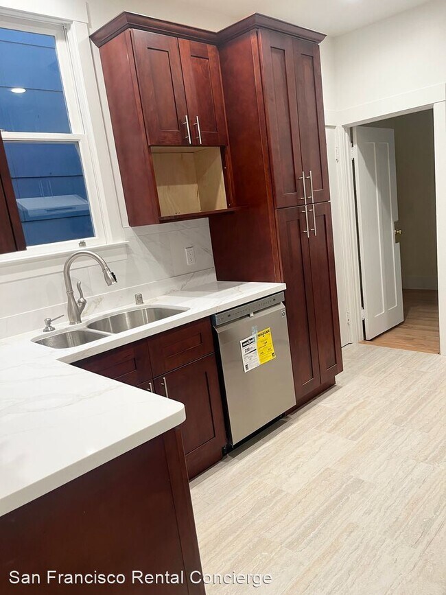 Building Photo - 3 br, 1 bath House - 5933 Geary Blvd.