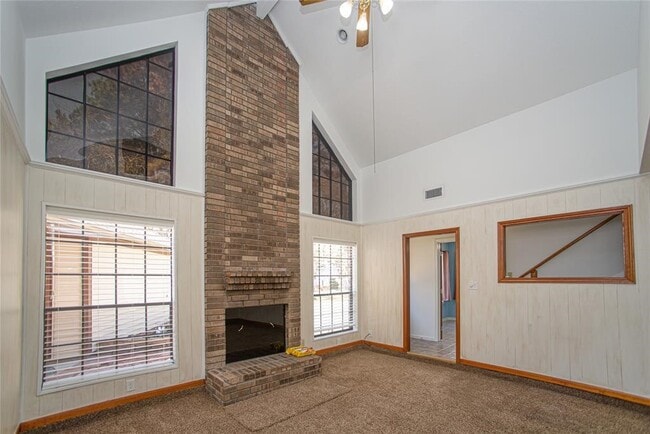Building Photo - 28816 S Diamondhead