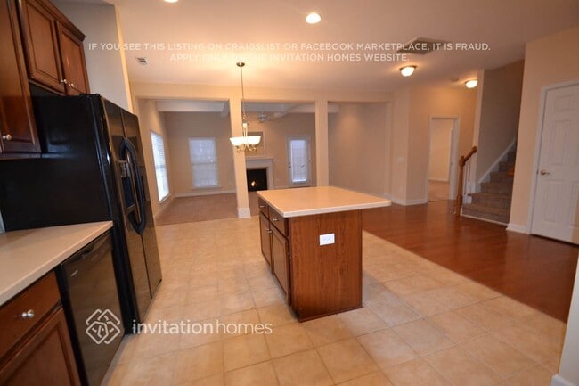 Building Photo - 1214 Mallory Ln