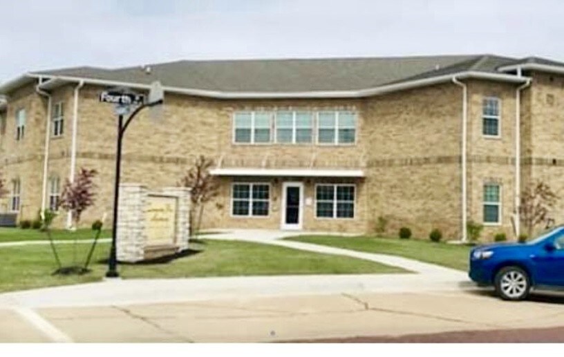 202 N 4th St, Ponca City, OK 74601 Apartments in Ponca City, OK