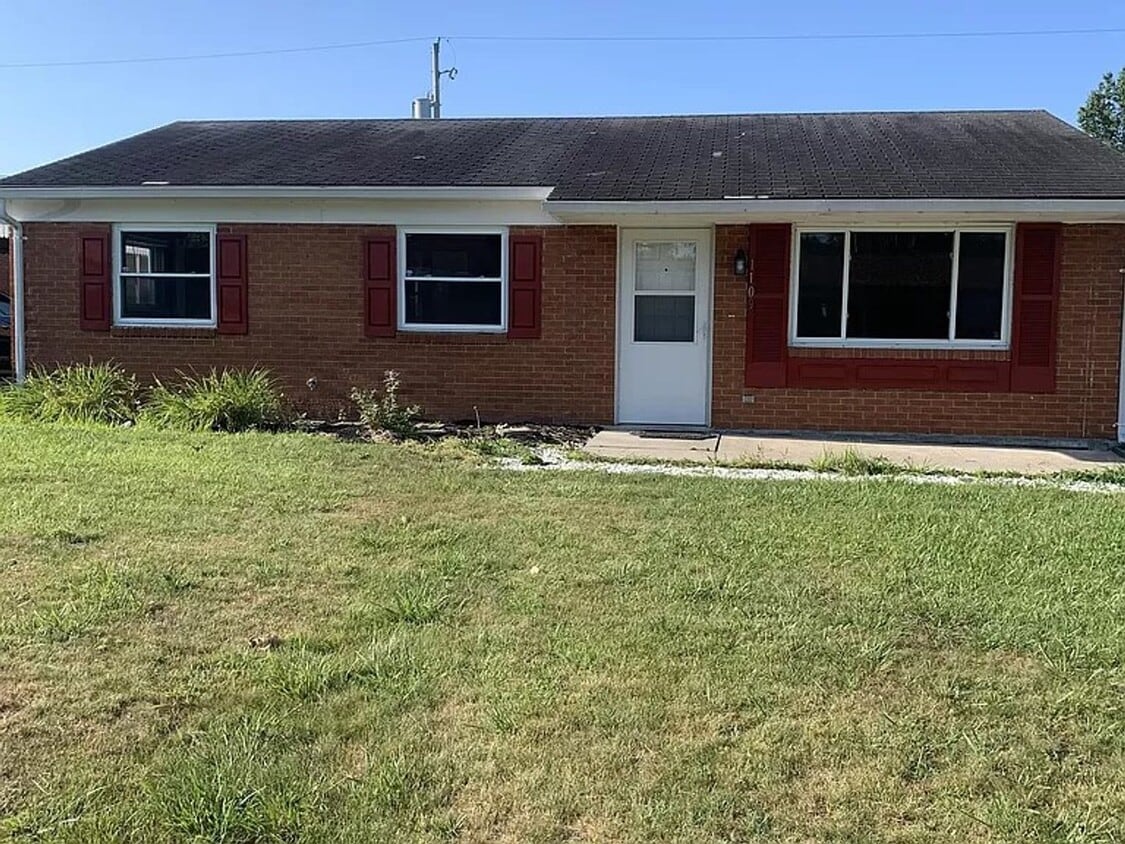 Primary Photo - 3 bed 1 bath Ranch home for Rent