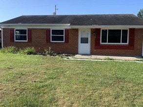Building Photo - 1109 Bahama Dr