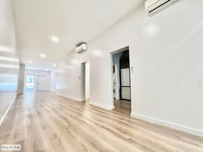 Foto del edificio - 1 bedroom in BROOKLYN NY 11222