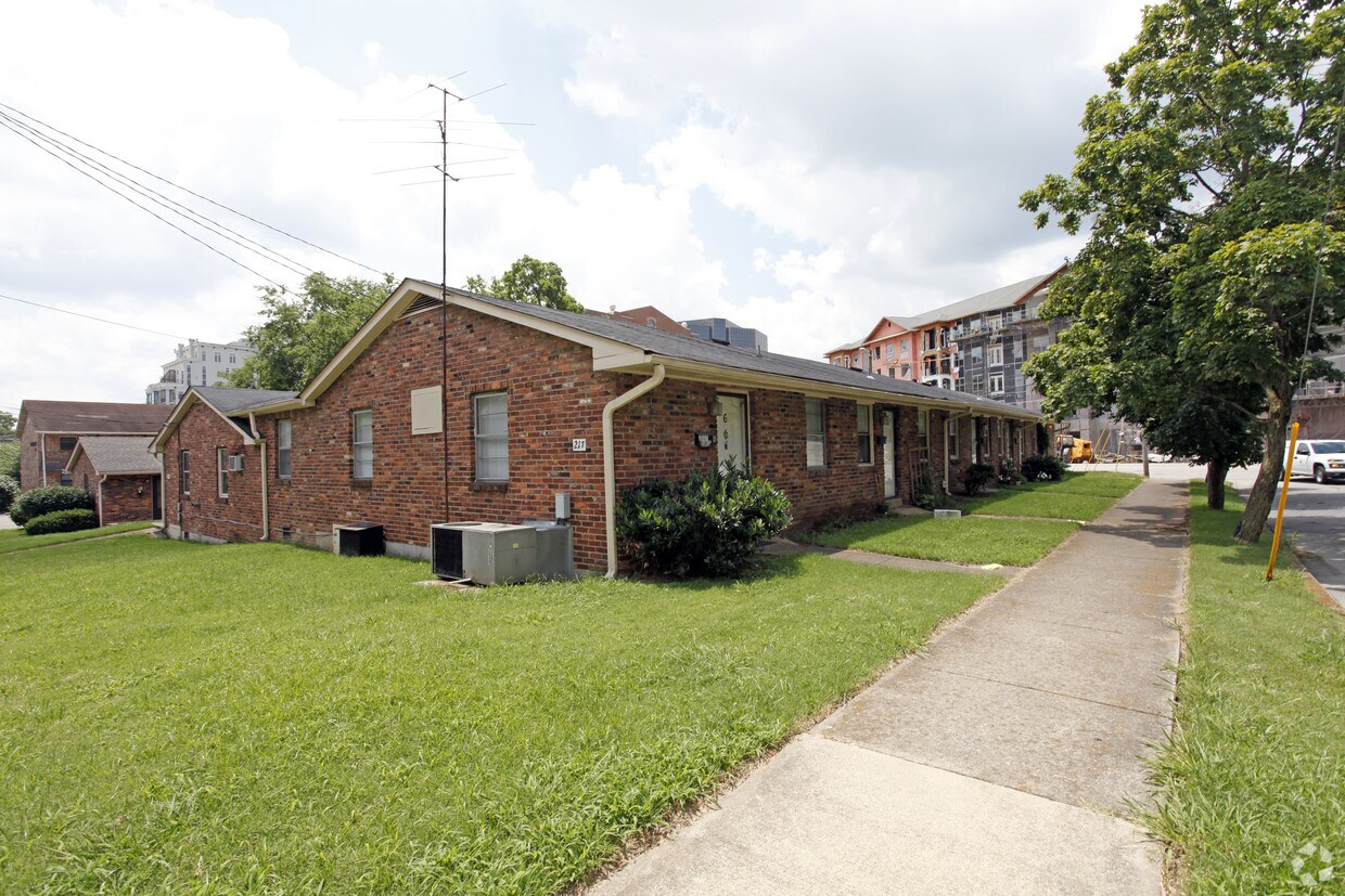 Primary Photo - 217 30th Ave N