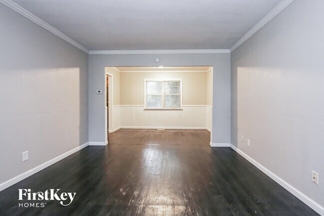 Building Photo - 5507 Somers Dr