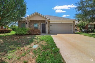 Building Photo - 131 Mitchell Cir