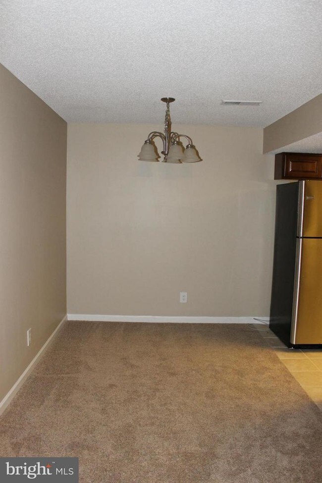 Foto del edificio - 12008 Golf Ridge Ct