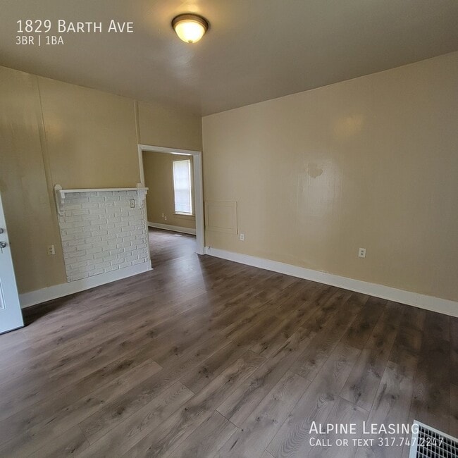 Building Photo - 1829 Barth Ave