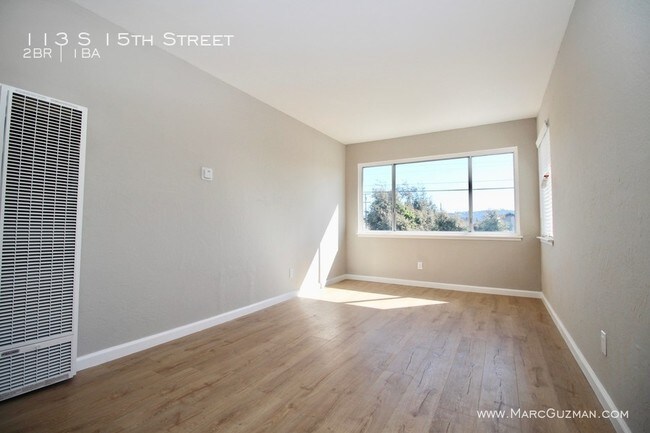 Building Photo - Remodeled Apartment with Private Garage