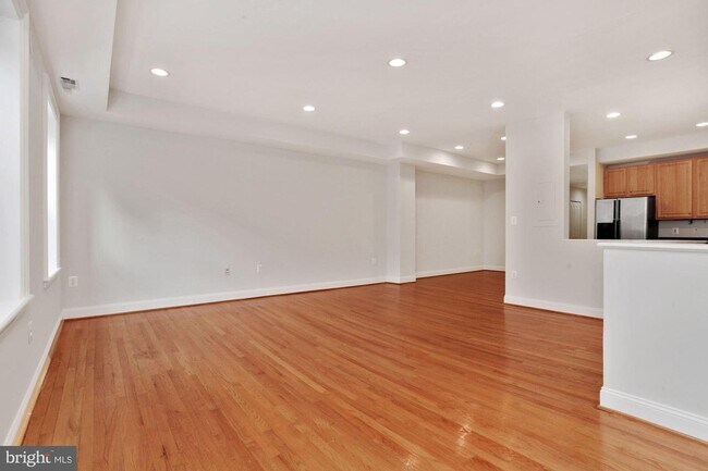 Foto del edificio - 406 M St NW