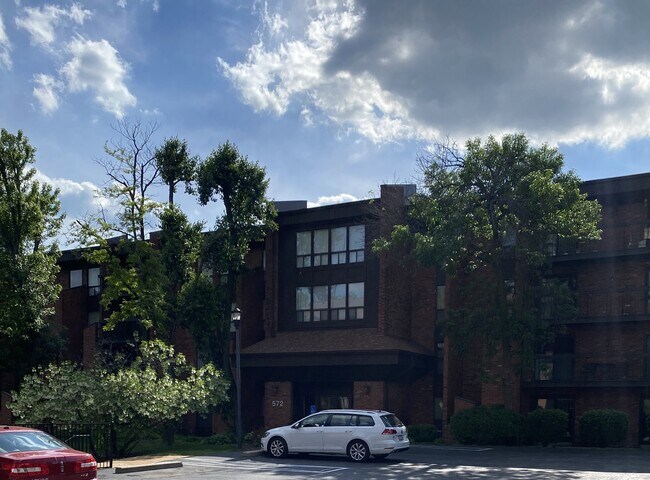 572 Coeur De Royale - 572 Coeur de Royale Dr