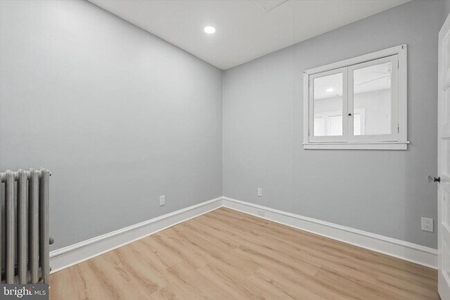 Foto del edificio - 5548 Ridge Ave