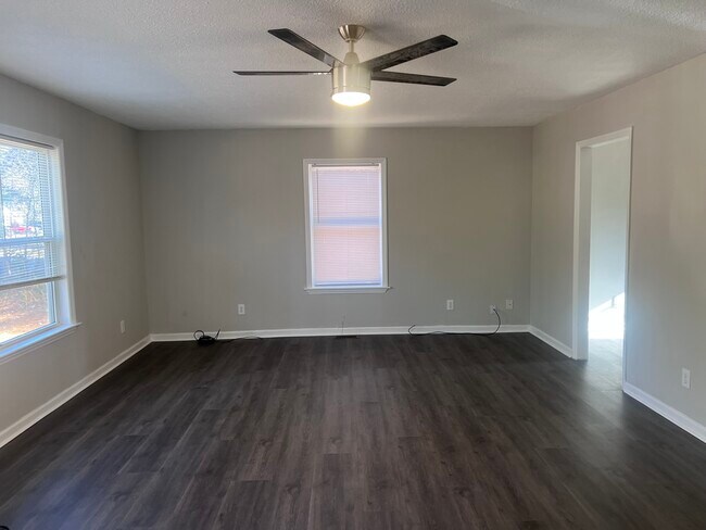 Foto del edificio - 2232 Trinity Club Dr