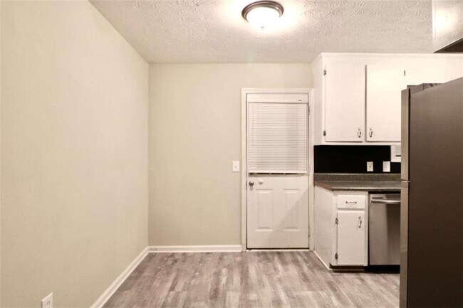 Foto del edificio - 1013 New Lacy St