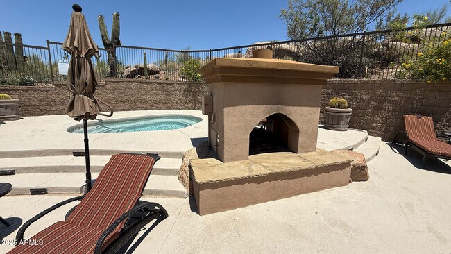 Building Photo - 10260 E White Feather Ln