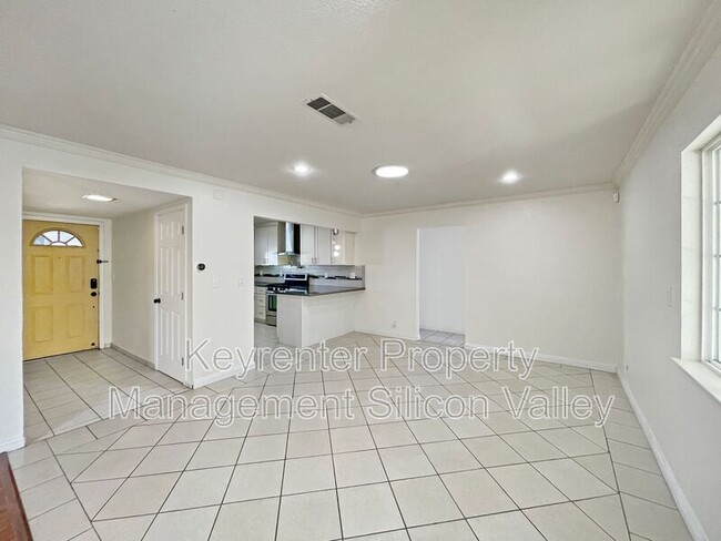 Building Photo - 3350 Denton Way