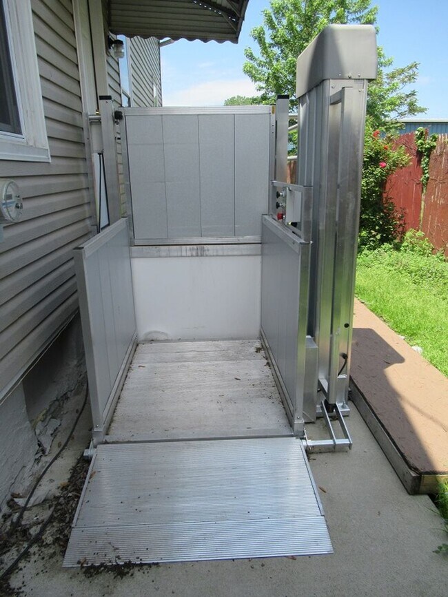 Foto del edificio - 1 bedroom ADA unit